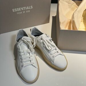 FOG ESSENTIALS White Leather 'Tennis Court Low'- 35 fits like US 7 for women